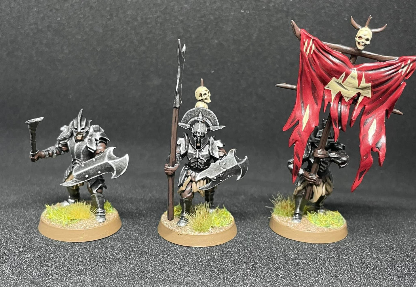 Corps des Orcs (armes à deux mains) du Mont du Nord