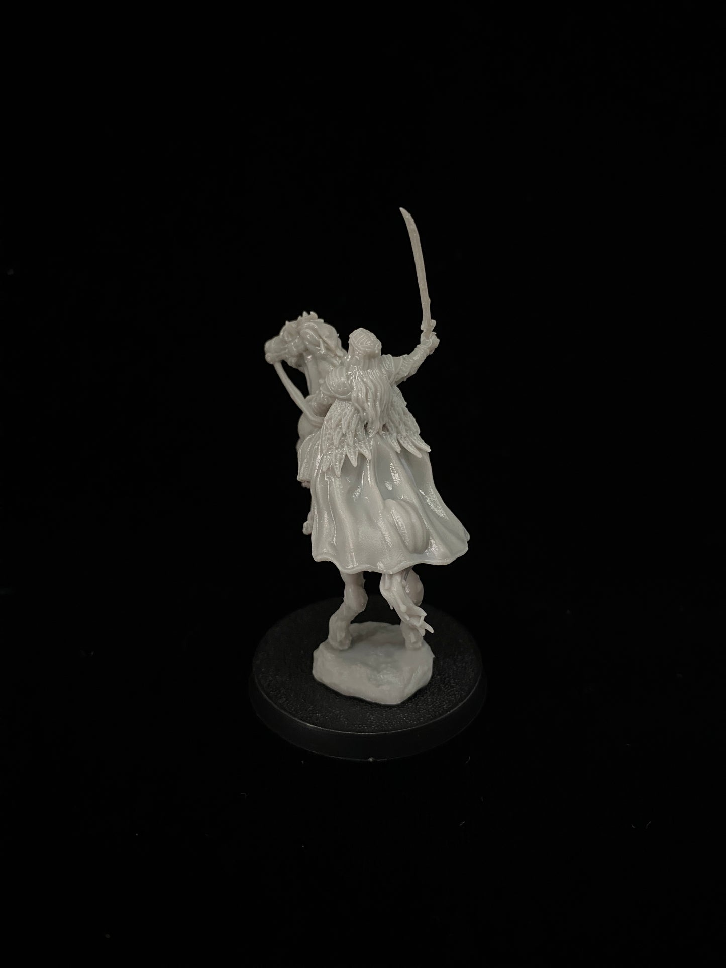 King of the Black Forest elves - mounted version
